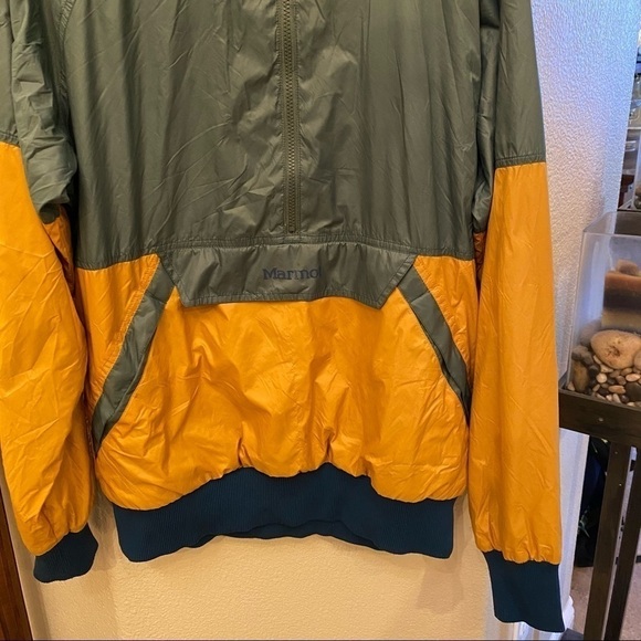 MARMOT Tri-Color 1/2 Zipped Long Sleeve Top Size Medium - Picture 4 of 12